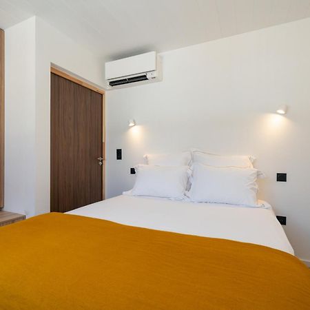 Les Suites 7 Anges - Parking, Vue Cathedrale & Centre Historique Реймс Екстериор снимка