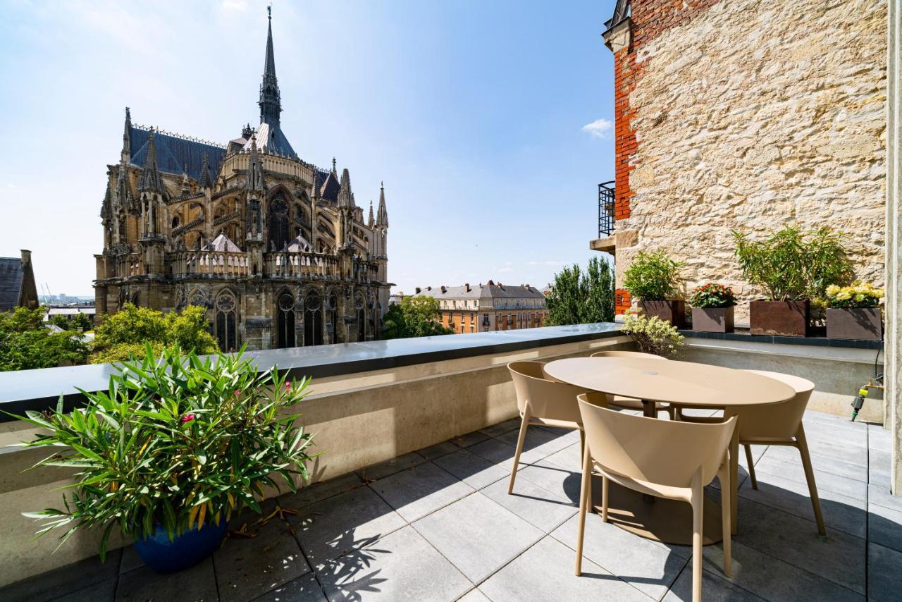 Les Suites 7 Anges - Parking, Vue Cathedrale & Centre Historique Реймс Екстериор снимка