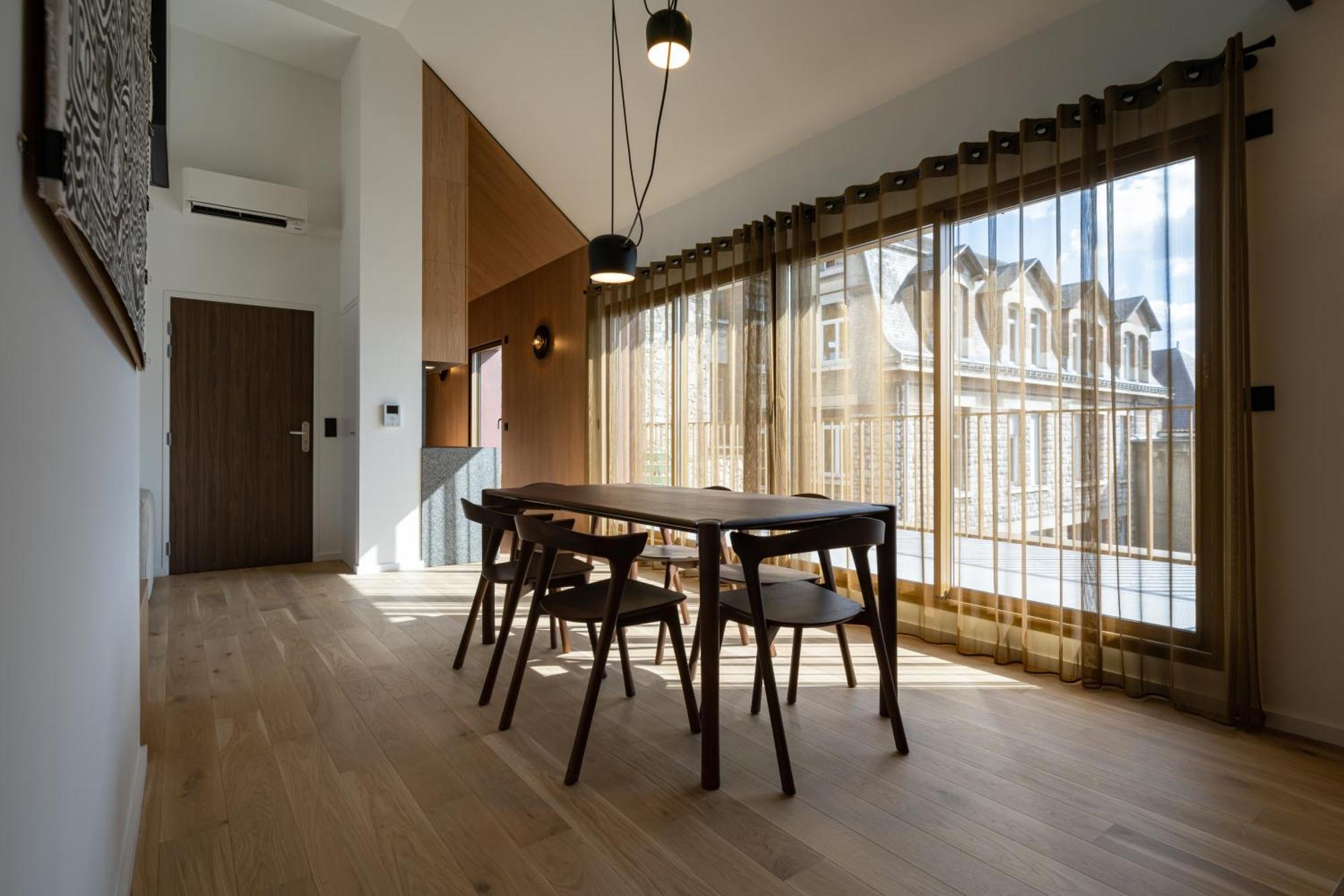 Les Suites 7 Anges - Parking, Vue Cathedrale & Centre Historique Реймс Екстериор снимка