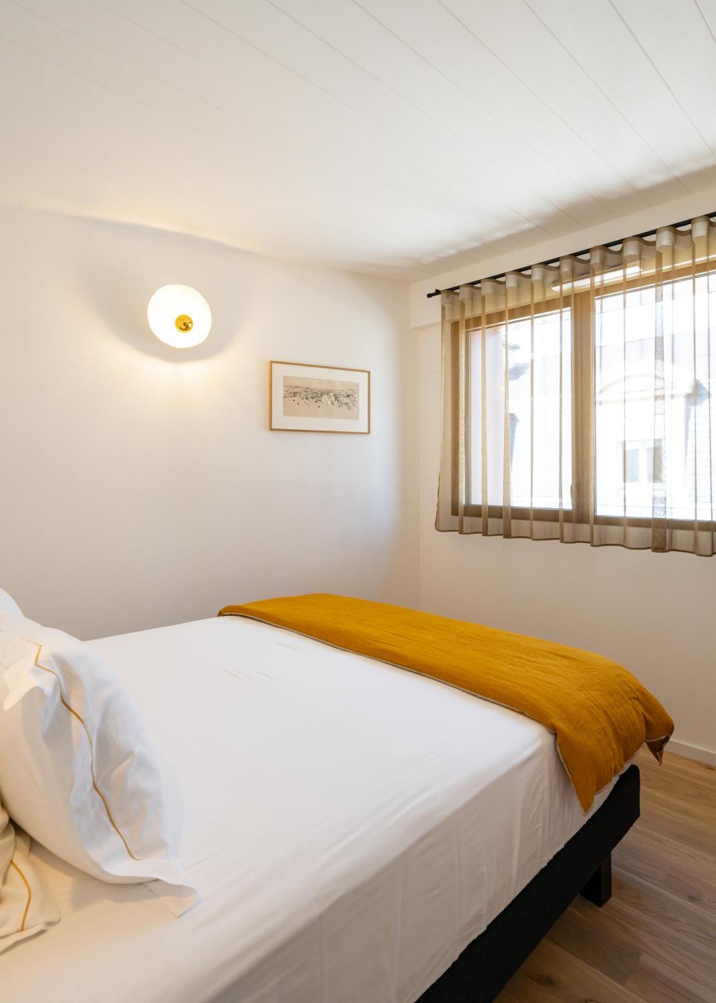 Les Suites 7 Anges - Parking, Vue Cathedrale & Centre Historique Реймс Екстериор снимка