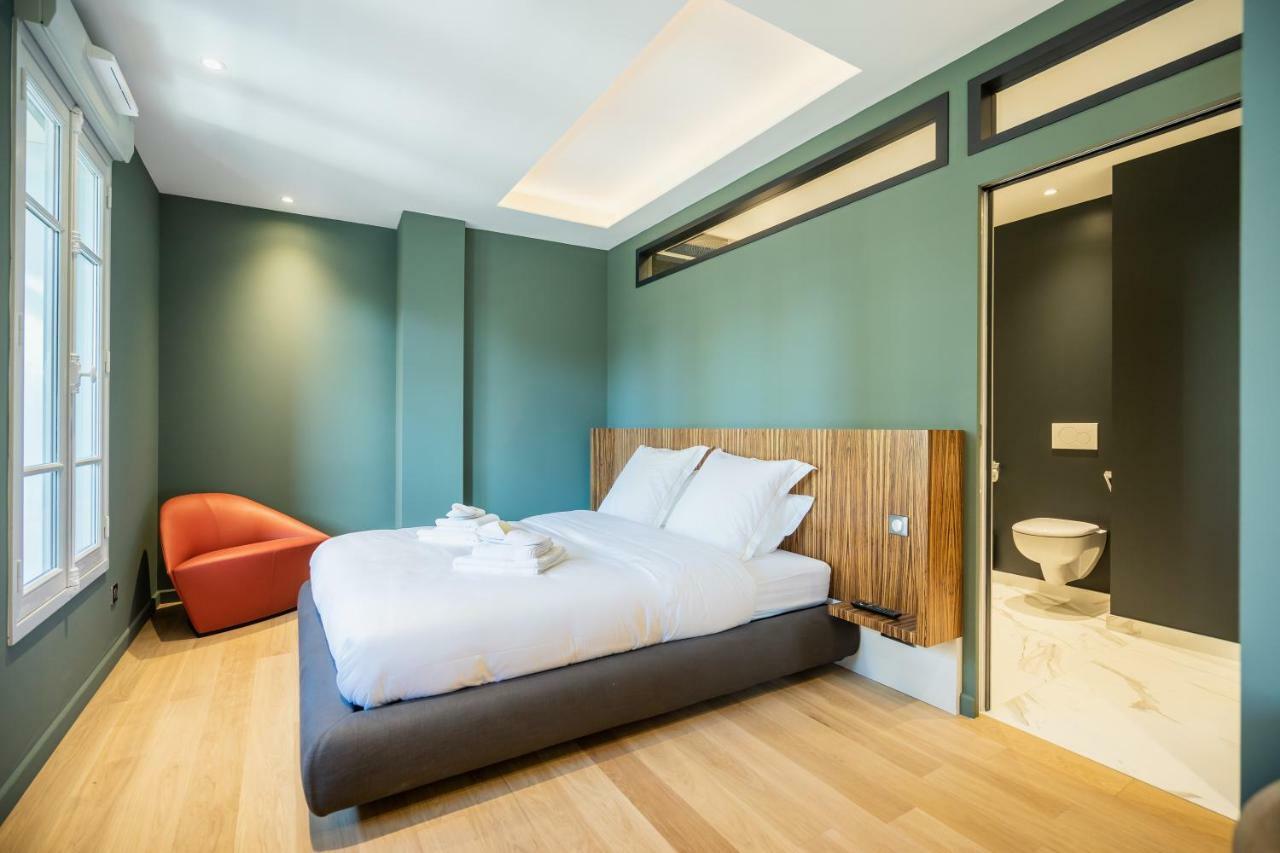 Les Suites 7 Anges - Parking, Vue Cathedrale & Centre Historique Реймс Екстериор снимка